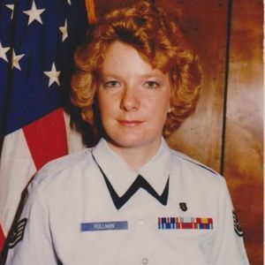 Meet your Posher, Sandy